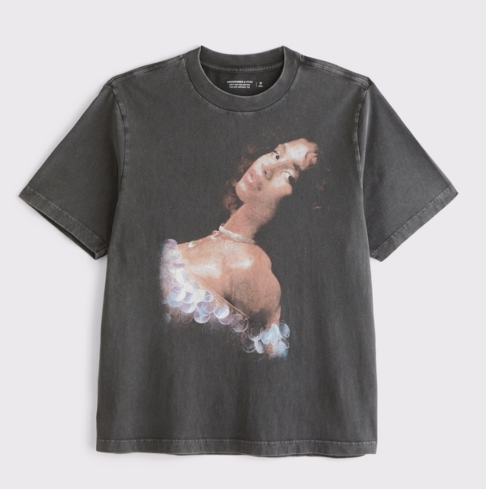 Tyla Vintage-Inspired Graphic Tee